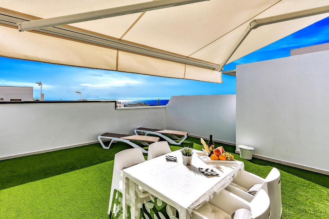 Luxury Penthouse Sea View, Los Cristianos Daire Los Cristianos  Dış mekan fotoğraf